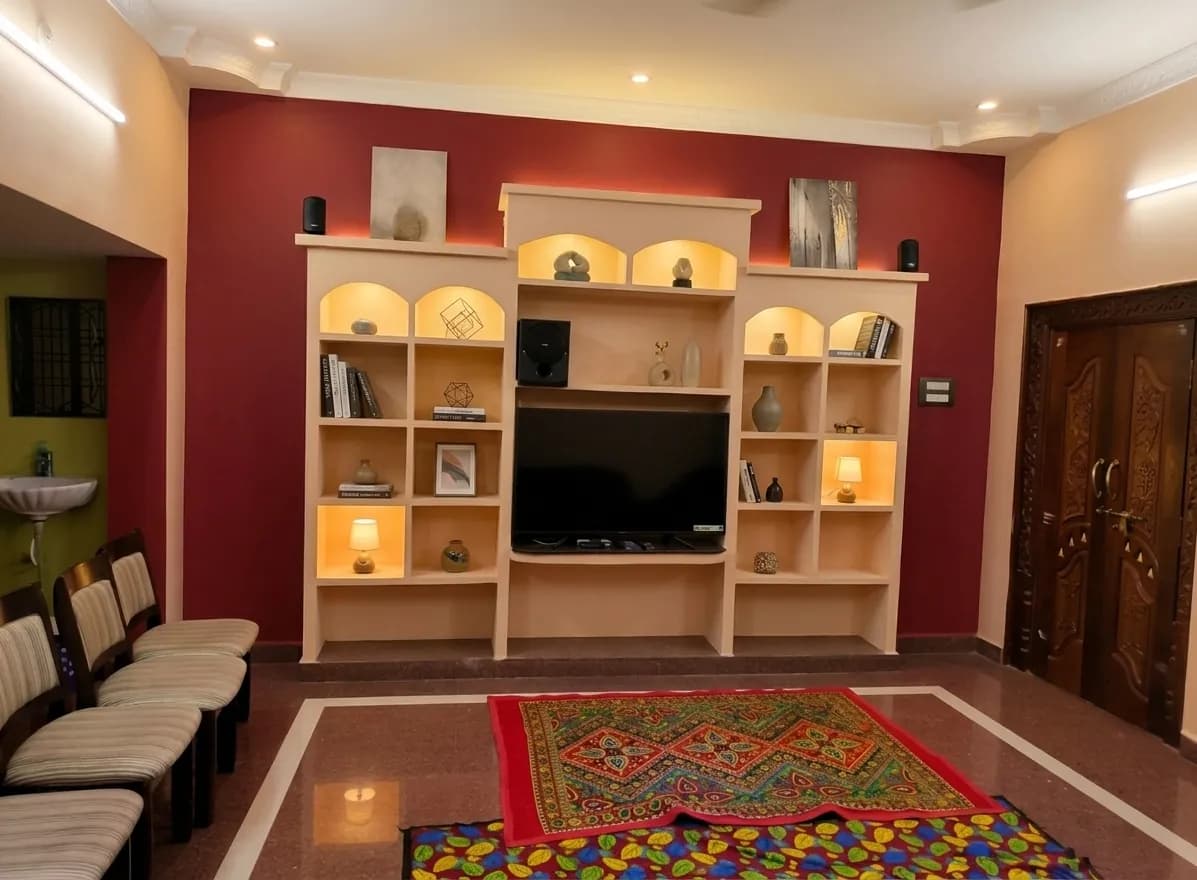 LOUNGE AREA